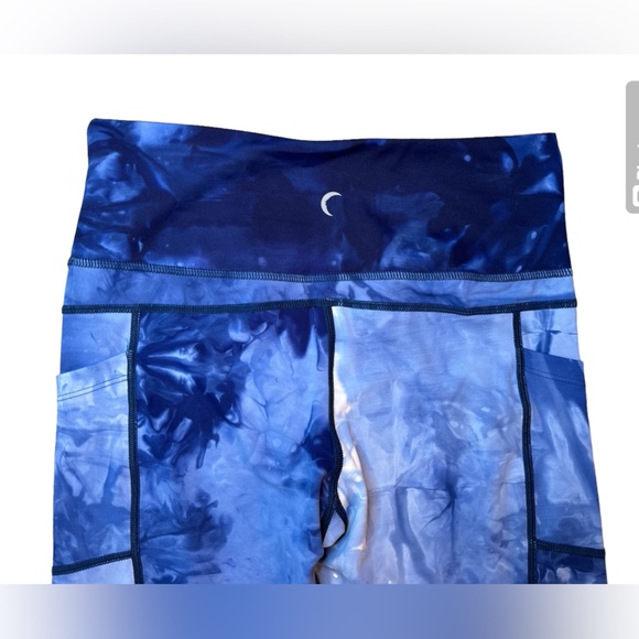 ZYIA Navy Hendrix Pocket Light n Tight Hi-Rise Capri 20” (6-8) NWT 1880 - Picture 8 of 13